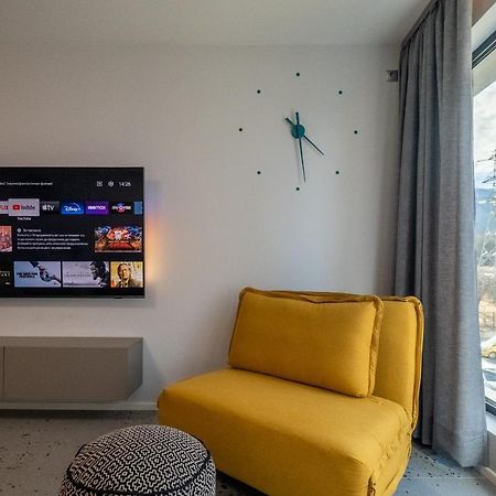 Emirates Lux Apartment And Parking Sofia Eksteriør billede