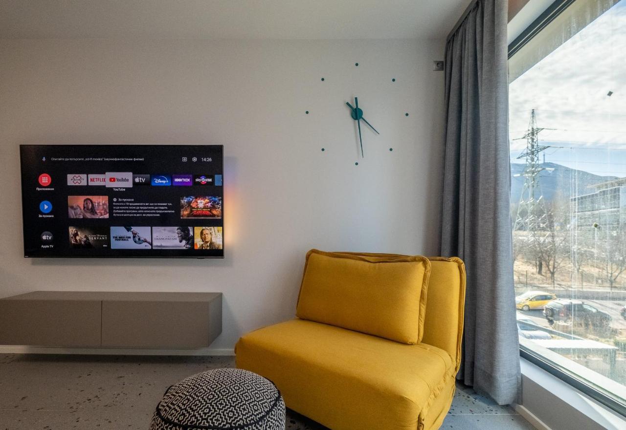 Emirates Lux Apartment And Parking Sofia Eksteriør billede