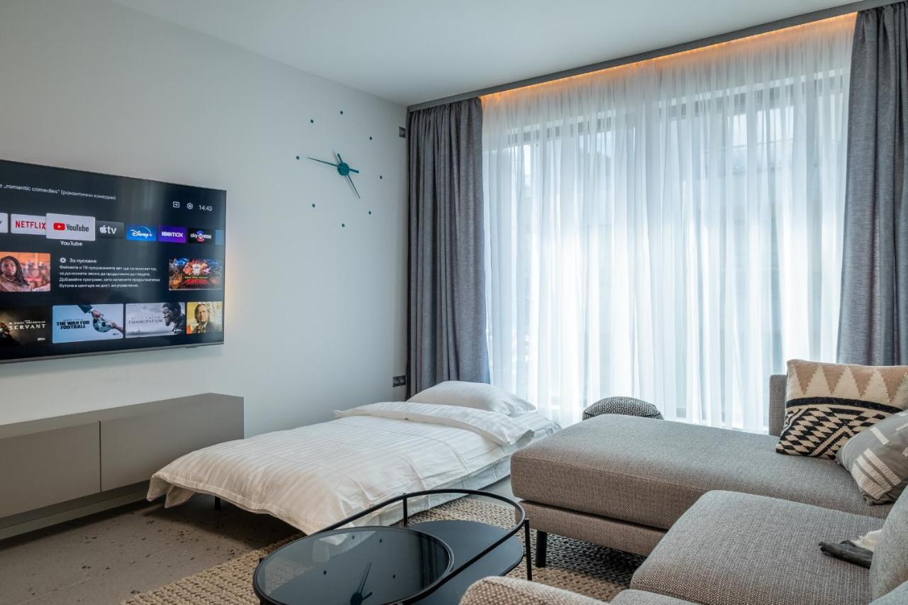 Emirates Lux Apartment And Parking Sofia Eksteriør billede
